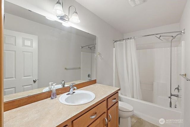 9618 S 237th Street, Kent, WA 98031