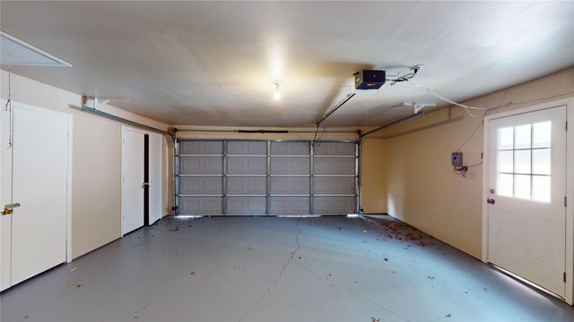 10503 Berry Knoll Drive, Dallas, TX 75230