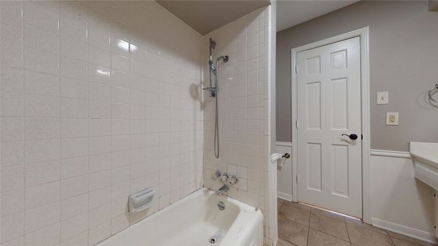 10503 Berry Knoll Drive, Dallas, TX 75230