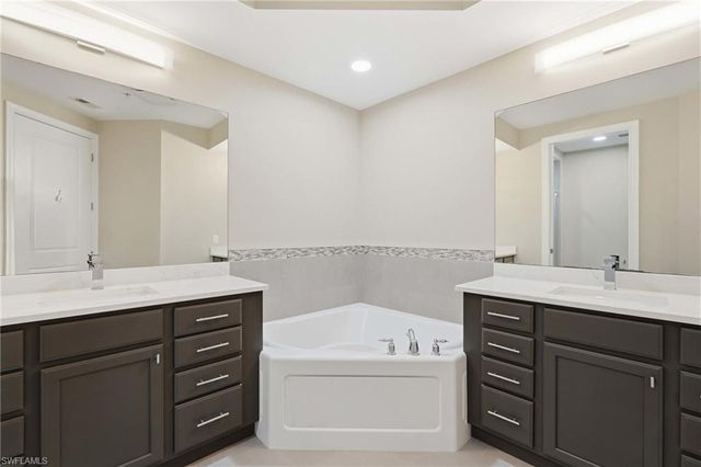8001 Via Monte Carlo WAY 1105, Estero, FL 33928