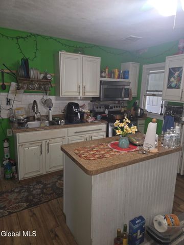 511 Morris Street, Albany, NY 12208