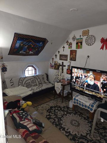 511 Morris Street, Albany, NY 12208