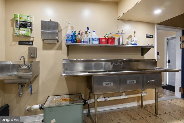 354 E COLLEGE AVE, York, PA 17403