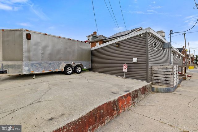 354 E COLLEGE AVE, York, PA 17403