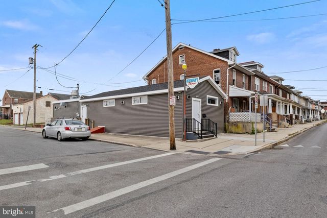 354 E COLLEGE AVE, York, PA 17403