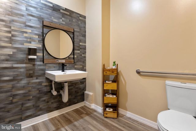 354 E COLLEGE AVE, York, PA 17403