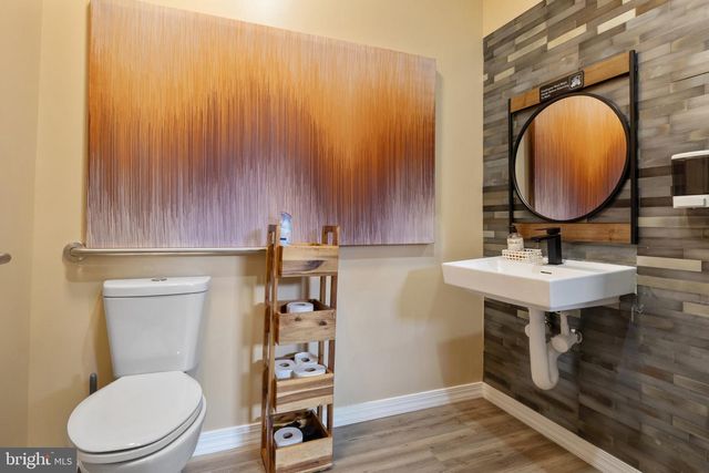 354 E COLLEGE AVE, York, PA 17403