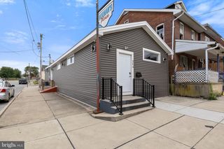 354 E COLLEGE AVE, York, PA 17403