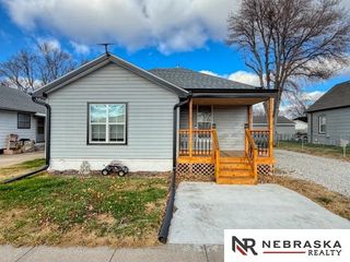 1806 Ave C, Council Bluffs, IA 51501
