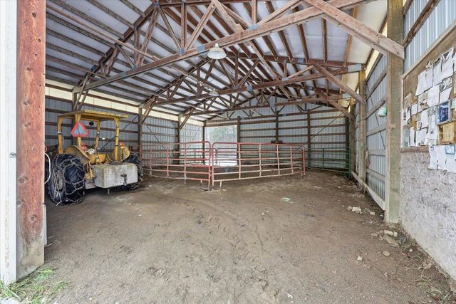 305.5 River Rd, Usk, WA 99180