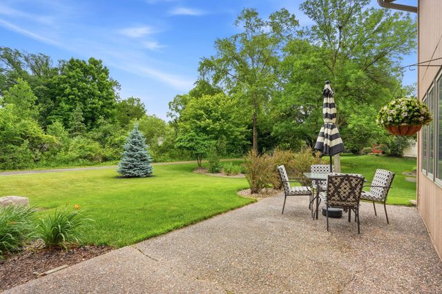 2100 Edinbrook Court, Brooklyn Park, MN 55443