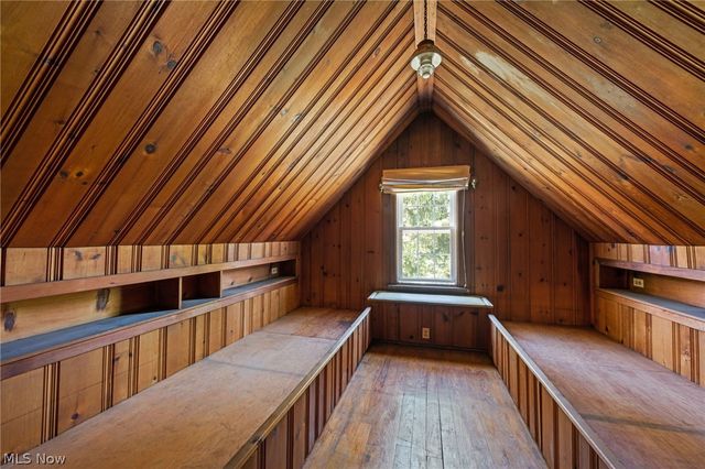 32601 Eddy Road, Willoughby Hills, OH 44094