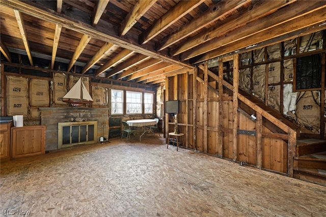 32601 Eddy Road, Willoughby Hills, OH 44094