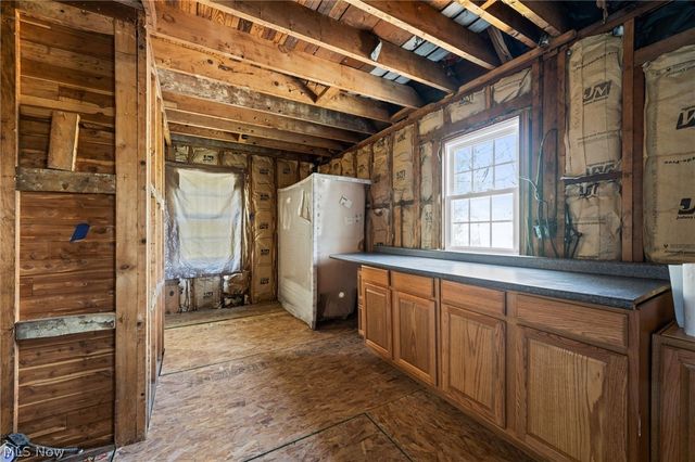 32601 Eddy Road, Willoughby Hills, OH 44094