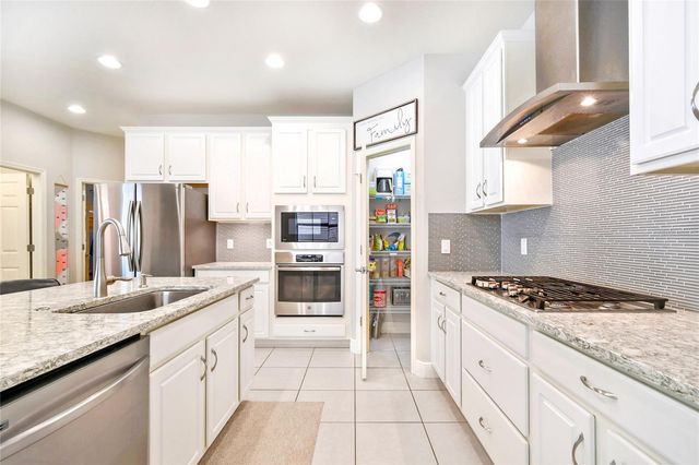 12981 BURNS DRIVE, Odessa, FL 33556