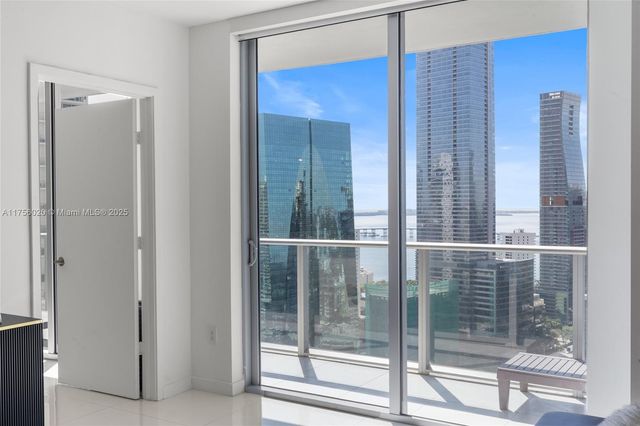 1100 S Miami Ave 3303, Miami, FL 33130