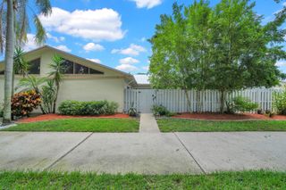 8850 Ranta Court D, Boynton Beach, FL 33436