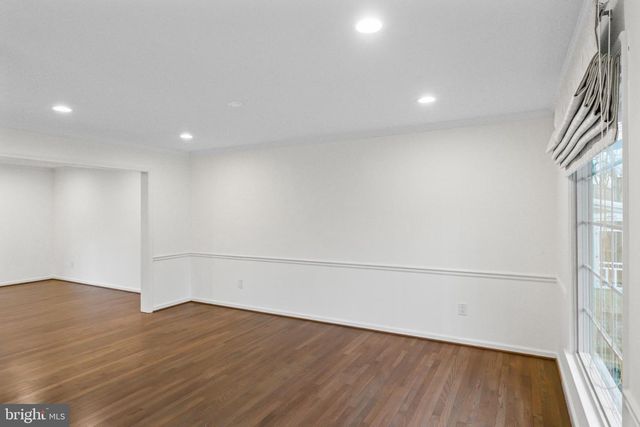 9312 SPRINKLEWOOD LN, Potomac, MD 20854