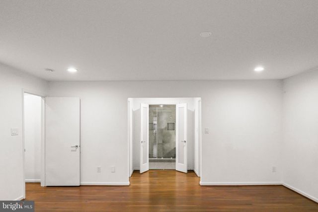 9312 SPRINKLEWOOD LN, Potomac, MD 20854