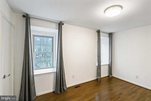 9312 SPRINKLEWOOD LN, Potomac, MD 20854