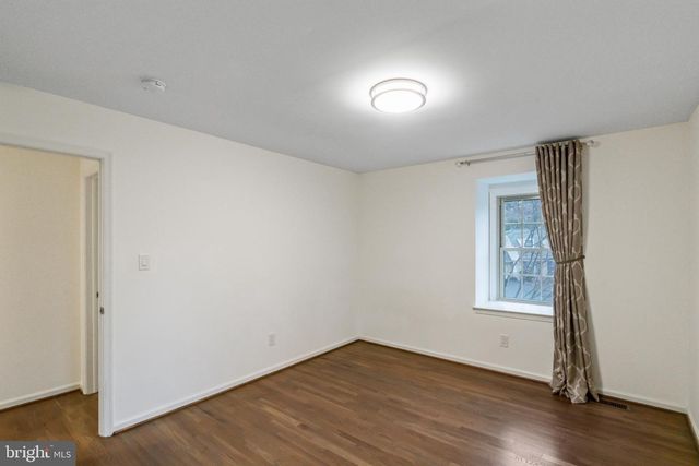 9312 SPRINKLEWOOD LN, Potomac, MD 20854