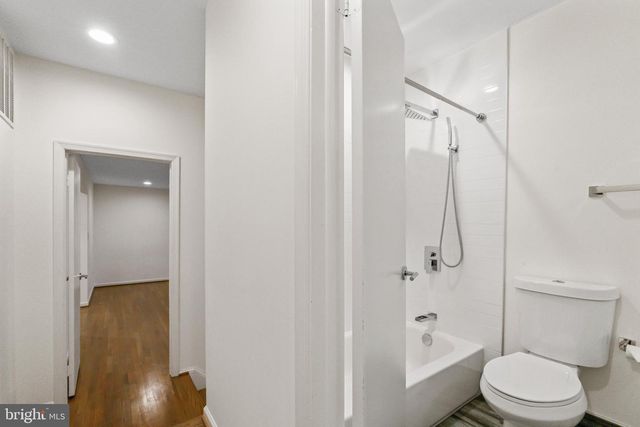 9312 SPRINKLEWOOD LN, Potomac, MD 20854