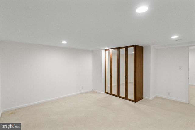 9312 SPRINKLEWOOD LN, Potomac, MD 20854