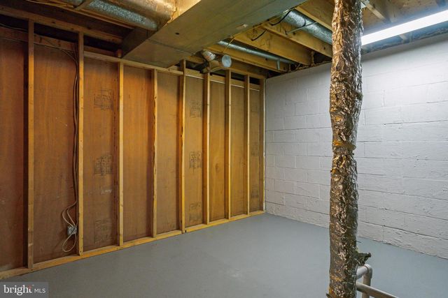 9312 SPRINKLEWOOD LN, Potomac, MD 20854