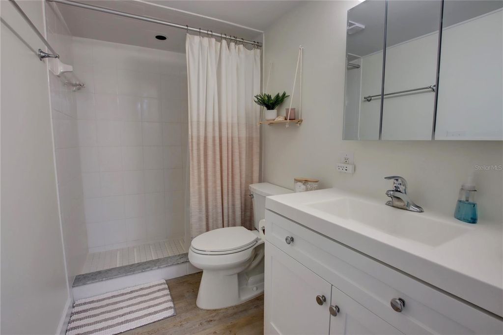 Image 18 of property listing at 5203 S ATLANTIC AVENUE 815B, New Smyrna Beach, FL 32169