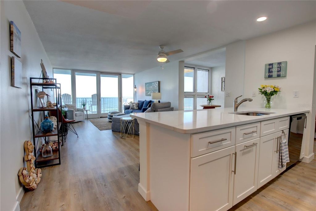 Image 6 of property listing at 5203 S ATLANTIC AVENUE 815B, New Smyrna Beach, FL 32169