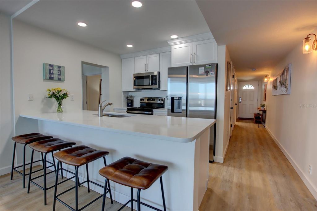 Image 8 of property listing at 5203 S ATLANTIC AVENUE 815B, New Smyrna Beach, FL 32169
