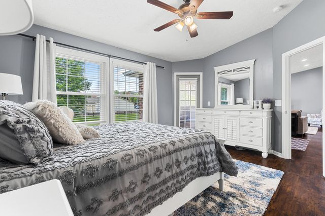 316 Deepwoods Drive, Highland Heights, KY 41076
