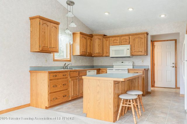 3575 S Hollister Road, Ovid, MI 48866