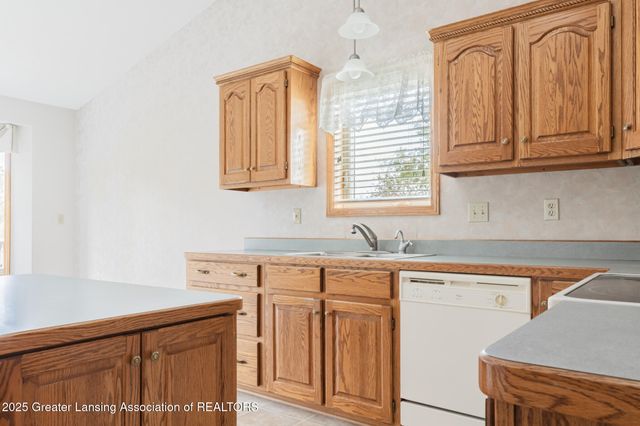 3575 S Hollister Road, Ovid, MI 48866