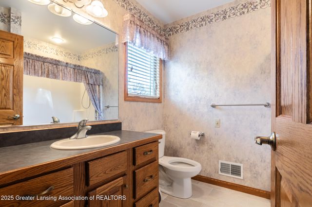 3575 S Hollister Road, Ovid, MI 48866