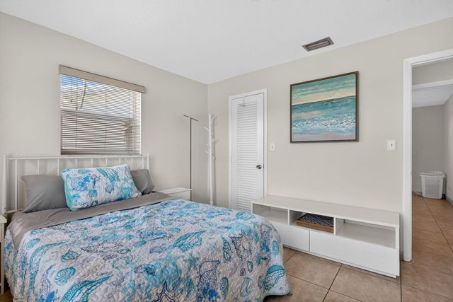 3121 E Golf Boulevard, Pompano Beach, FL 33064