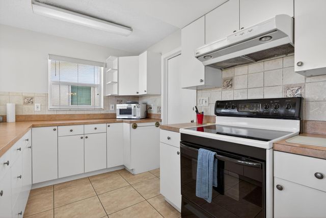 3121 E Golf Boulevard, Pompano Beach, FL 33064