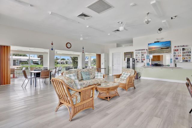 3121 E Golf Boulevard, Pompano Beach, FL 33064