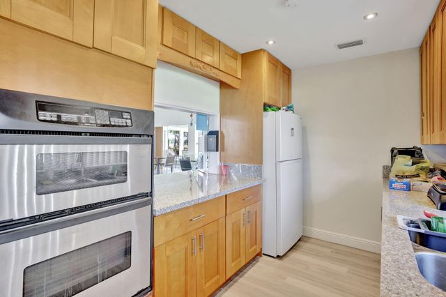 3121 E Golf Boulevard, Pompano Beach, FL 33064