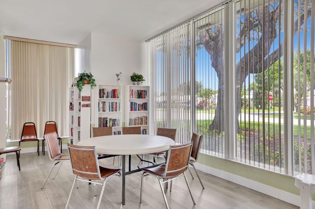 3121 E Golf Boulevard, Pompano Beach, FL 33064