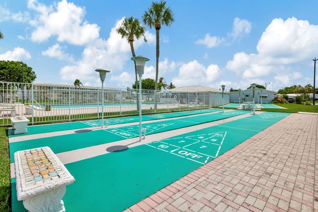 3121 E Golf Boulevard, Pompano Beach, FL 33064