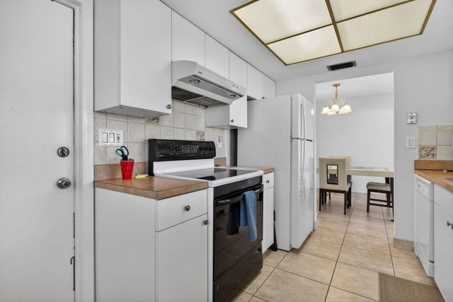 3121 E Golf Boulevard, Pompano Beach, FL 33064