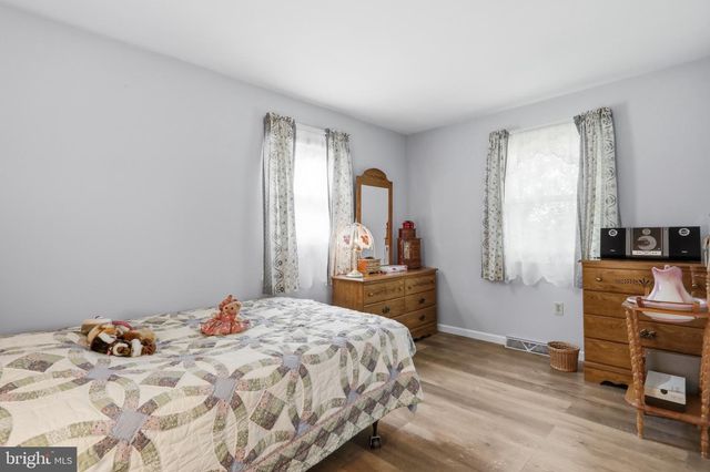 560 WILE CIRCLE, Fayetteville, PA 17222