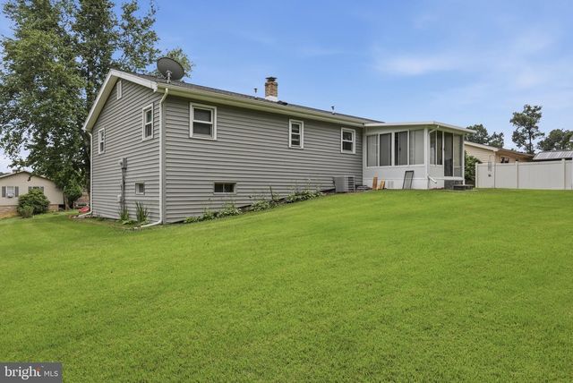 560 WILE CIRCLE, Fayetteville, PA 17222
