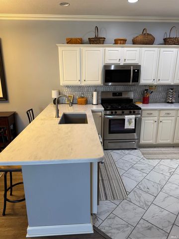 12003 Cross Winds Way, Fort Wayne, IN 46818