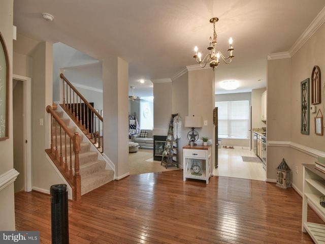 5807 IVY LEAGUE, Catonsville, MD 21228