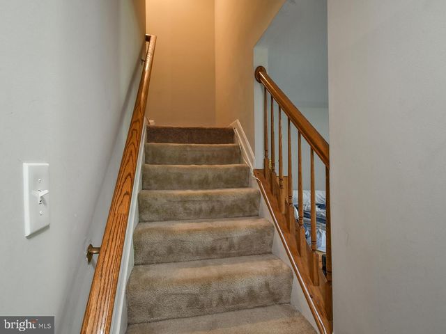 5807 IVY LEAGUE, Catonsville, MD 21228
