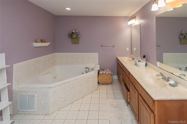 67 Seaman Road, Stormville, NY 12582