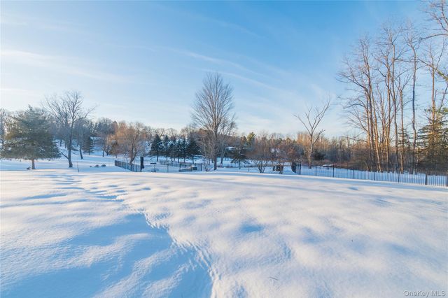 67 Seaman Road, Stormville, NY 12582