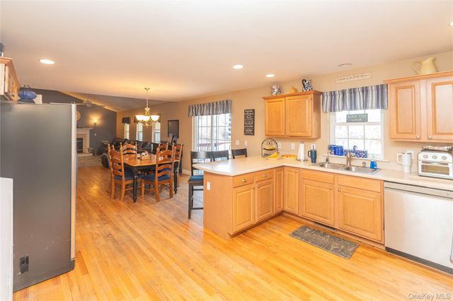 67 Seaman Road, Stormville, NY 12582